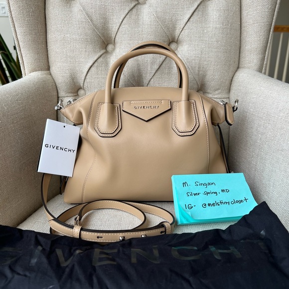 Authentic Brand New Givenchy Soft Antigona bag, small size - Picture 9 of 16